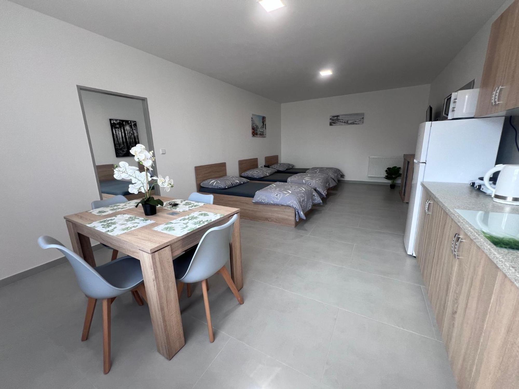 Ubytovani Zatisi 3 Olomouc Ngoại thất bức ảnh